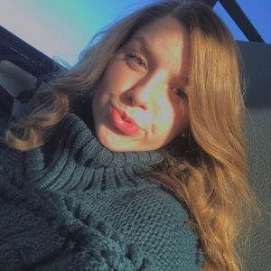 Meet your Posher, Brooke